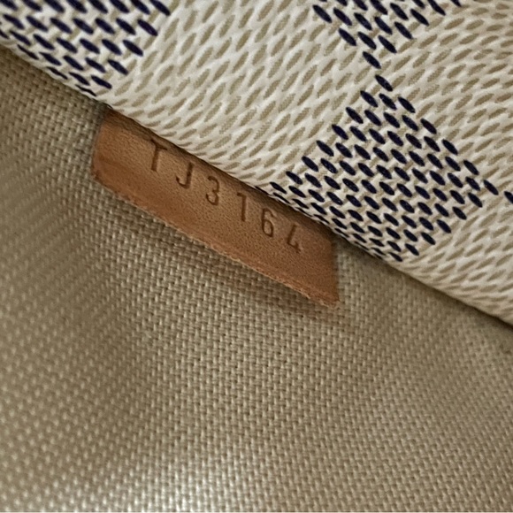 Louis Vuitton Totally PM - Picture 5 of 10